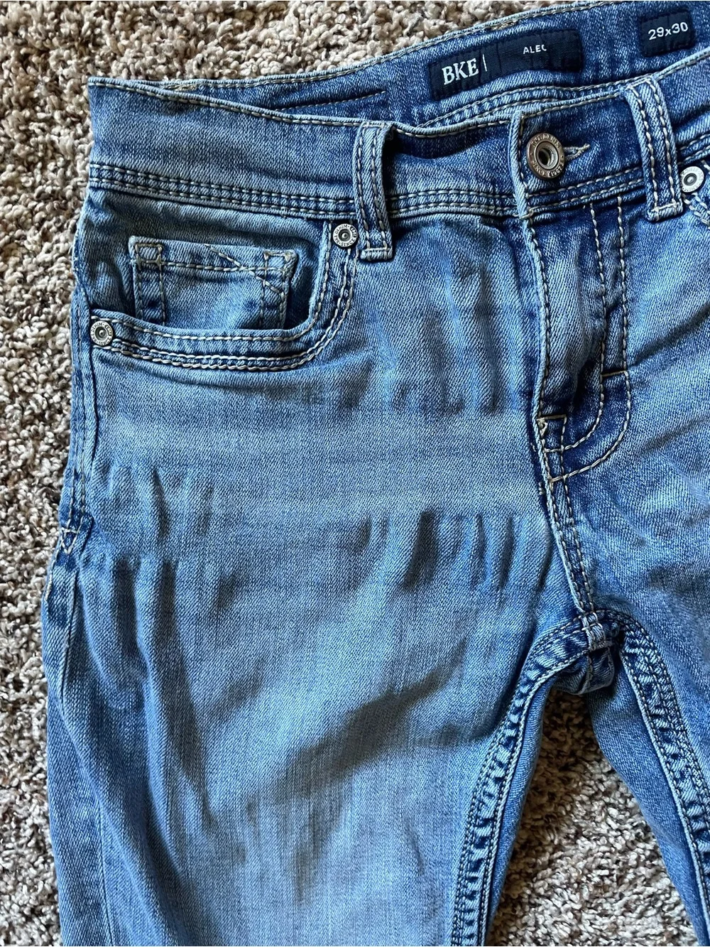 BKE ALEC Straight Leg Light Wash Jeans Men’s 29x30 (measures 28x29) ABP5197